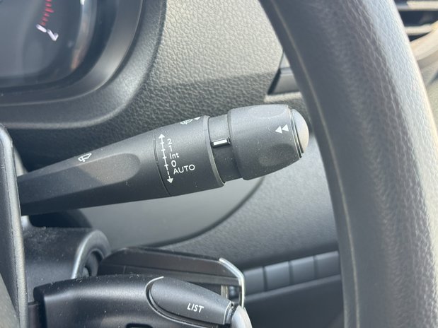 Vauxhall Vivaro SWB L1H1 Low Roof 2700 Pro Air Con Sensors Cam EURO 6 20