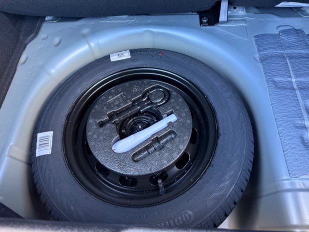 Ford Fiesta ACTIVE EDITION 13
