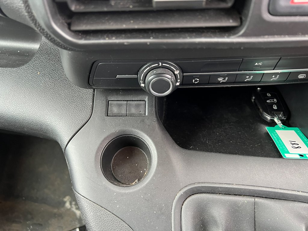 2020 Peugeot PartnerSWB L1H1 Low Roof Professional Air Con Sensors EURO 6 NO VAT — thumbnail 35 of 51