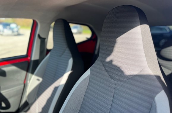 Toyota Aygo VVT-I X-TREND X-SHIFT 5 DOOR AUTO 22