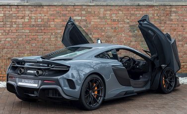 McLaren 675LT 8