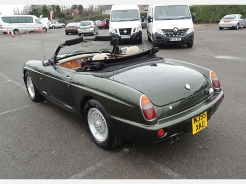 MG RV8 3.9 RV8 2dr 4