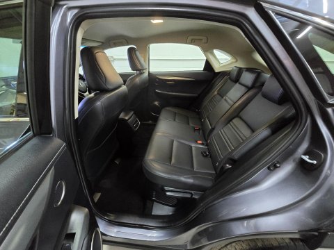 Lexus NX 2.5 300h Sport E-CVT 4WD Euro 6 (s/s) 5dr 41