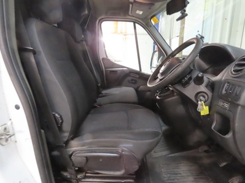 Vauxhall Movano 2.3 CDTi 3500 FWD L2 H2 Euro 6 5dr 9