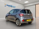 Hyundai i10 1.2 Premium SE Euro 6 5dr 9