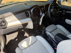Mini Hatch 1.5 Cooper Exclusive 3dr 4