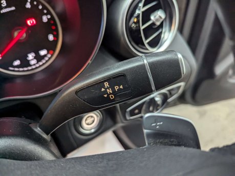 Mercedes-Benz GLC 2.0 GLC 220 D 4Matic AMG Line Auto 4WD 5dr 81