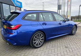 BMW 3 Series 330E M SPORT 6