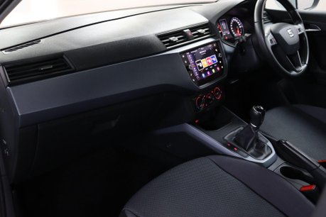SEAT Arona TSI SE TECHNOLOGY 34