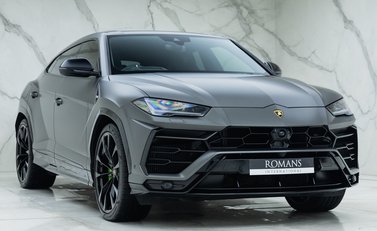 Lamborghini Urus 6