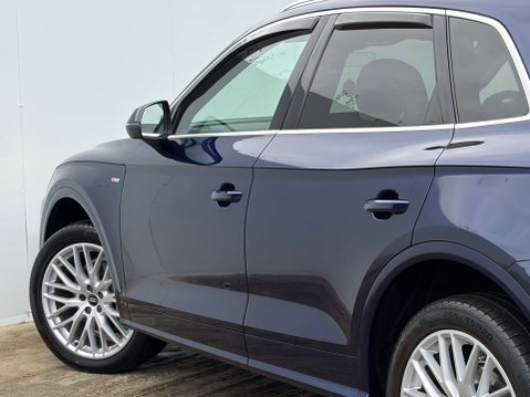 Audi Q5 2.0 Q5 S Line TFSI Quattro Semi-Auto 4WD 5dr 52