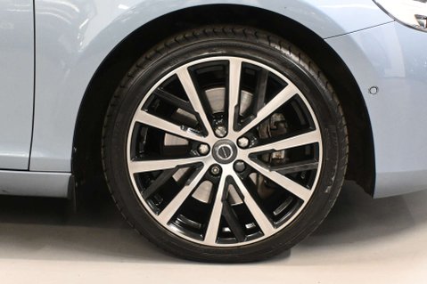 Volvo V40 1.5 V40 Inscription Edition T3 Auto 5dr 52