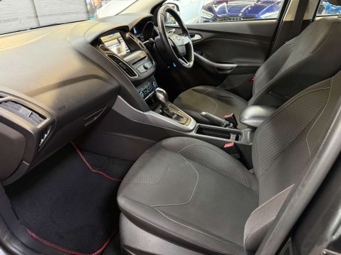 Ford Focus 1.6 Focus Zetec Auto 5dr 43