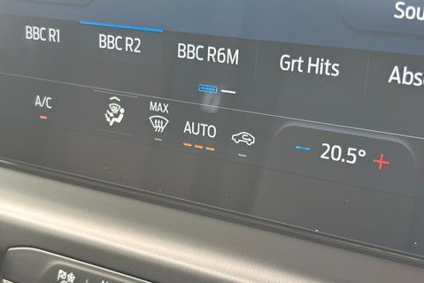Ford Transit 350 L2 Drw 130 ps Single Cab Tipper - Air Con / Rear Camera / Cruise 17