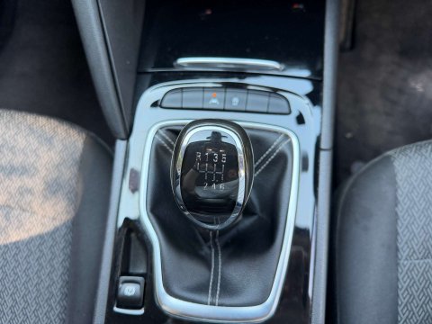 Vauxhall Insignia 1.6 Insignia Design ecoTec TD 5dr 10