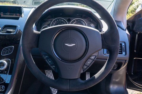 Aston Martin Vantage S V12 Manual 12