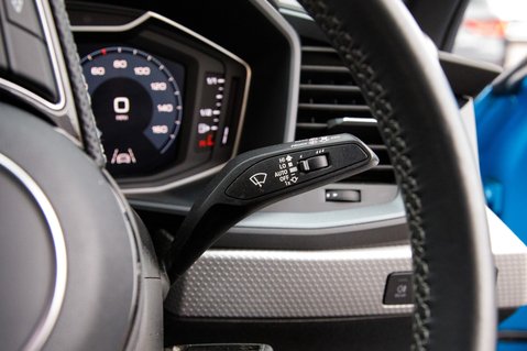 Audi A1 SPORTBACK TFSI S LINE 18