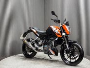 KTM Duke 2016 INCREDIBLY CLEAN LONG MOT ONLY 1K AKRAPOVIC 2