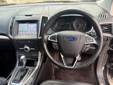 Ford Edge VIGNALE TDCI 4
