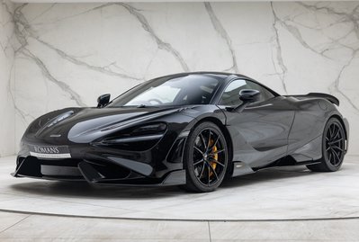 McLaren 765LT 