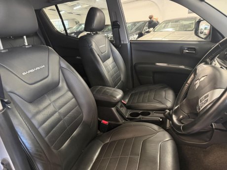 Mitsubishi L200 2.5 DI-D Barbarian Auto 4WD Euro 5 4dr (LB) 9