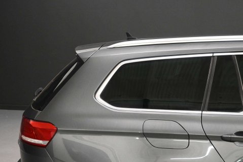 Volkswagen Passat 2.0 Passat Alltrack TDI BlueMotion Technology 4Motion Semi-Auto 4WD 5dr 51