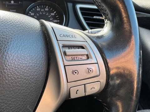 Nissan Qashqai 1.5 dCi n-tec 2WD Euro 5 (s/s) 5dr 18
