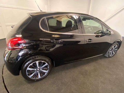 Peugeot 208 1.2 208 Tech Edition S/S Auto 5dr 5
