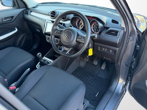 Suzuki Swift 1.2 Dualjet 83 12V Hybrid SZ-L 5dr 21