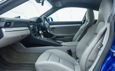 Porsche 911 Carrera 4S '5M Porsche Fans' (991) 17