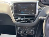 Peugeot 208 1.2 PureTech Signature Euro 6 (s/s) 5dr 11