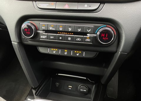 Kia Xceed 1.6 T-GDi '3' PHEV 17