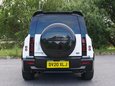 Land Rover Defender 2.0 SD4 SE Auto 4WD Euro 6 (s/s) 5dr 14