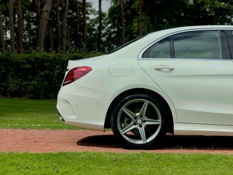 Mercedes-Benz C Class C220 D AMG LINE 28