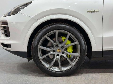 Porsche Cayenne 3.0 V6 E-Hybrid 14.1kWh SUV 5dr Petrol Plug-in Hybrid TiptronicS 4WD Euro 6 66