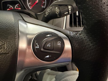 Ford Focus 2.0T EcoBoost ST-3 Euro 5 (s/s) 5dr 15