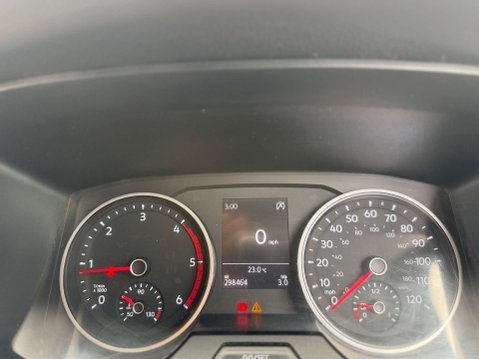 Volkswagen Crafter 2.0 TDI CR35 BlueMotion Tech Startline Panel Van 5dr Diesel Manual FWD LWB 18