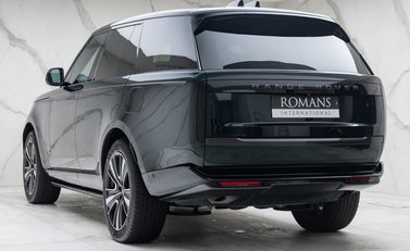 Land Rover Range Rover P550e AUTOBIOGRAPHY 10