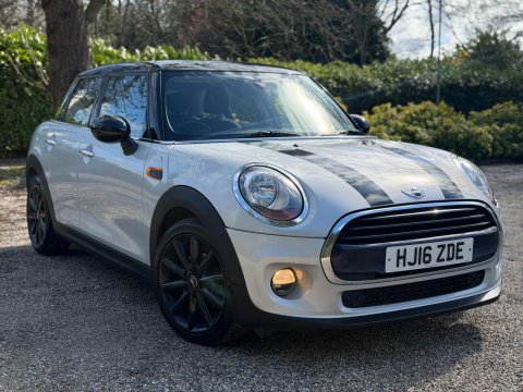 Mini Hatch 1.5 Cooper Euro 6 (s/s) 5dr 1