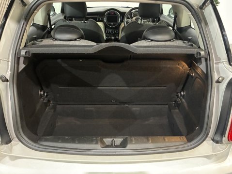 Mini Hatch 2.0 Cooper S Euro 6 (s/s) 3dr 41