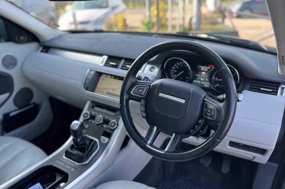 Land Rover Range Rover Evoque 2.2 SD4 PURE TECH PANORAMIC ROOF 17