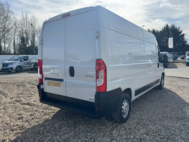 Peugeot Boxer LWB L3H2 [SOLD MM] Medium Roof Pro Premium Plus 335 Air Con Nav Sensors EUR 6