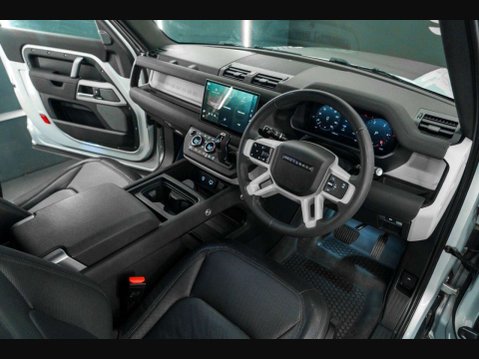 Land Rover Defender D250 ASSETTI EDT MHEV X-Dynamic SE SUV 3dr Diesel Auto 4WD Euro 6 (s/s) (25 48