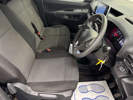 Vauxhall Combo 1.5 Combo 2300 Professional Turbo D S/S 31