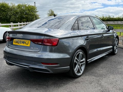 Audi A3 1.5 TFSI CoD 35 S line Euro 6 (s/s) 4dr 9