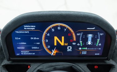 McLaren 765LT Spider 26