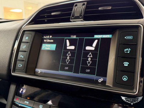 Jaguar F-Pace 2.0 D180 Prestige Auto AWD Euro 6 (s/s) 5dr 81