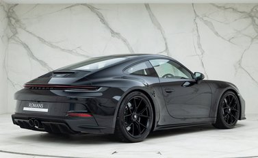 Porsche 911 (992) GT3 Touring 7
