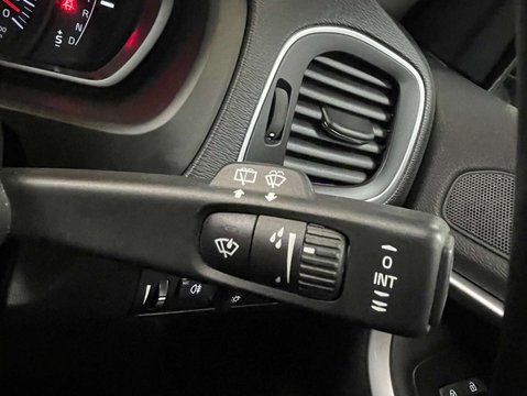 Volvo V40 1.5 V40 Momentum Nav+ T2 Auto 5dr 20