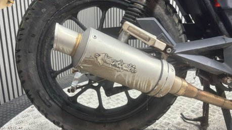 Lexmoto Assault 2016 SPARES OR REPAIR 125CC NAKED SCRAMBLER BIKE 24